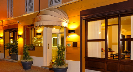 hotel cappello rosso